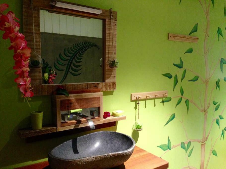 Fare Haurevaiti Moorea Paopao Exteriör bild